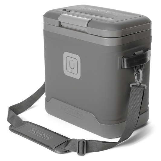 magpack-18-can-f9 magpack_18_graphite_front_strap.png
